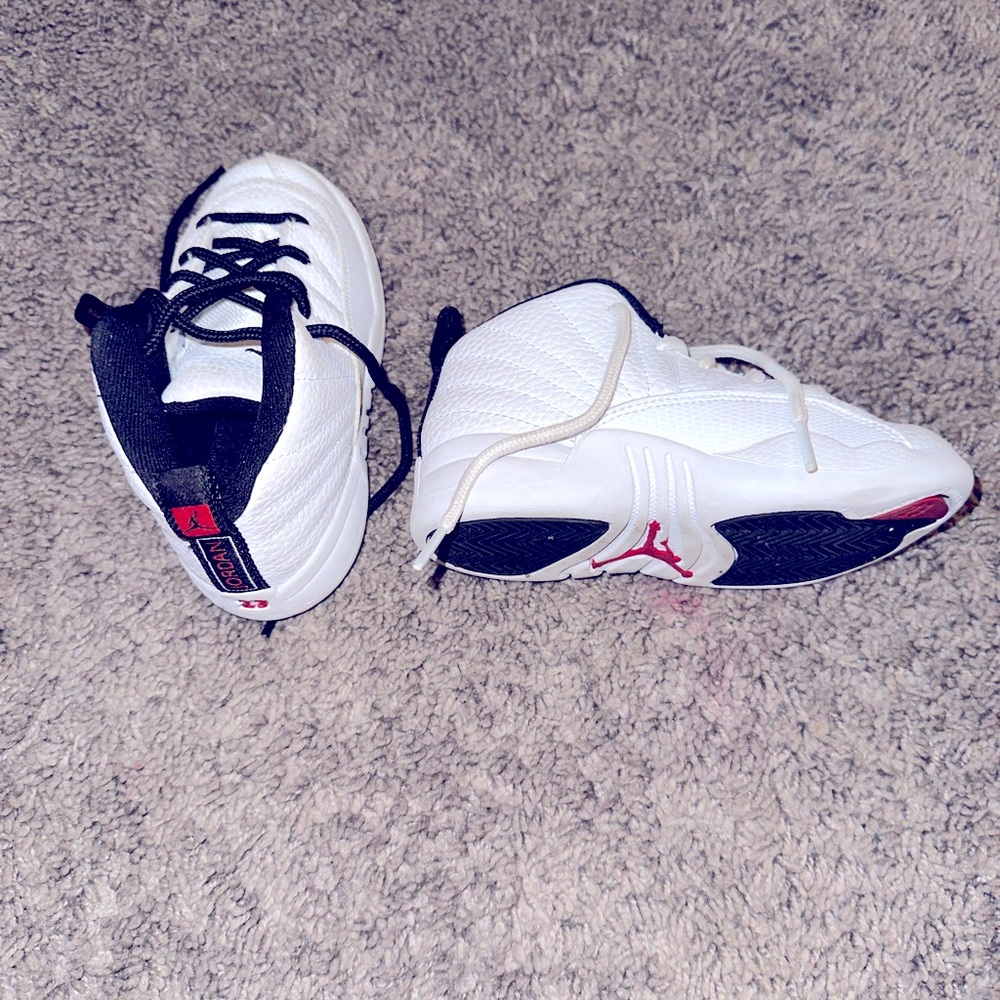 Jordan 12s Retro Twist shoes